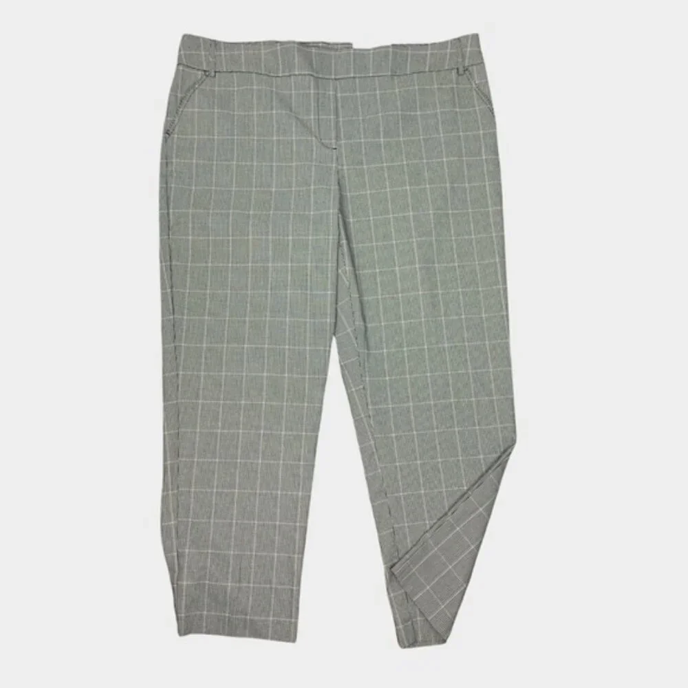 NWT Savvy Fit Plaid Straight Leg Pants High Rise